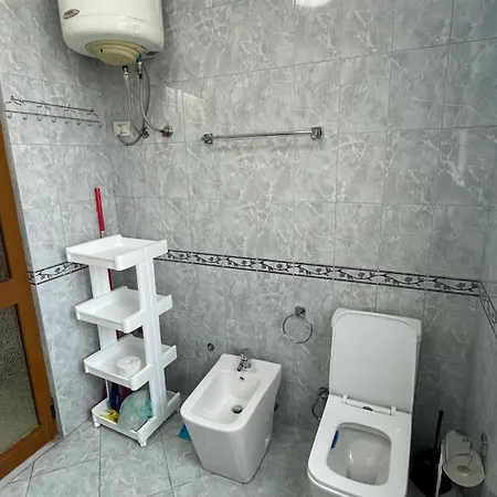 Oresti Apartment